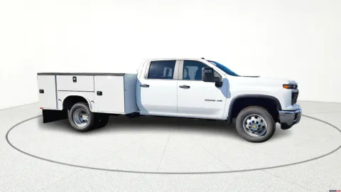 White 2025 Chevrolet Silverado 3500HD CC Work Truck for sale in Florence, KY