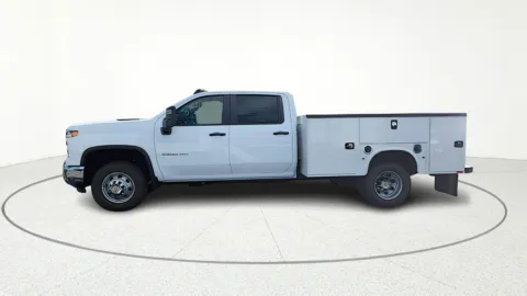 More photos of 2025 Chevrolet Silverado 3500HD CC Work Truck at Tom Gill Chevrolet, KY