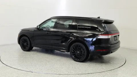 More photos of 2023 Lincoln Aviator Reserve at Tom Gill Chevrolet, KY