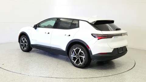 More photos of 2026 Chevrolet Equinox EV LT1 with PCY at Tom Gill Chevrolet, KY