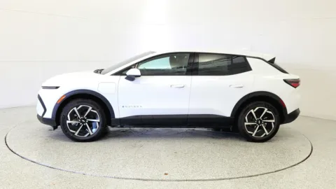 More photos of 2026 Chevrolet Equinox EV LT1 with PCY at Tom Gill Chevrolet, KY