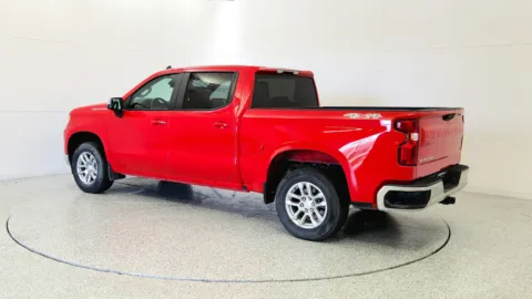 More photos of 2022 Chevrolet Silverado 1500 LT at Tom Gill Chevrolet, KY
