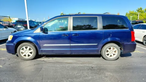 More photos of 2012 Chrysler Town & Country Touring at Tom Gill Chevrolet, KY