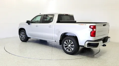 More photos of 2022 Chevrolet Silverado 1500 LT at Tom Gill Chevrolet, KY