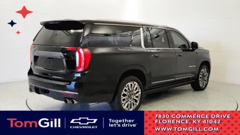 Black 2023 GMC Yukon XL Denali Ultimate for sale in Florence, KY