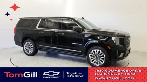 Black 2023 GMC Yukon XL Denali Ultimate for sale in Florence, KY