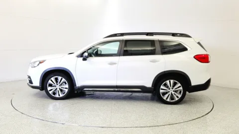 More photos of 2022 Subaru Ascent Touring at Tom Gill Chevrolet, KY