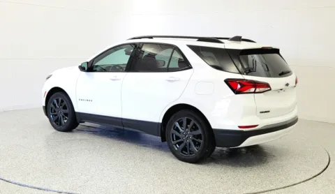 More photos of 2023 Chevrolet Equinox RS at Tom Gill Chevrolet, KY