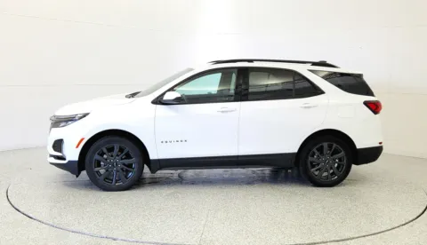More photos of 2023 Chevrolet Equinox RS at Tom Gill Chevrolet, KY