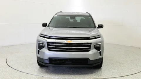 Photos of 2026 Chevrolet Traverse FWD LT for sale in Florence, KY at Tom Gill Chevrolet