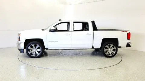 More photos of 2018 Chevrolet Silverado 1500 LT at Tom Gill Chevrolet, KY