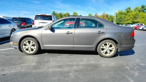 More photos of 2012 Ford Fusion SE at Tom Gill Chevrolet, KY