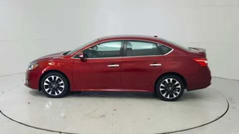More photos of 2017 Nissan Sentra SR at Tom Gill Chevrolet, KY