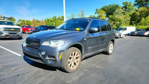 More photos of 2012 BMW X5 35d at Tom Gill Chevrolet, KY