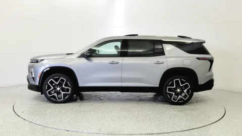 More photos of 2026 Chevrolet Traverse FWD High Country at Tom Gill Chevrolet, KY