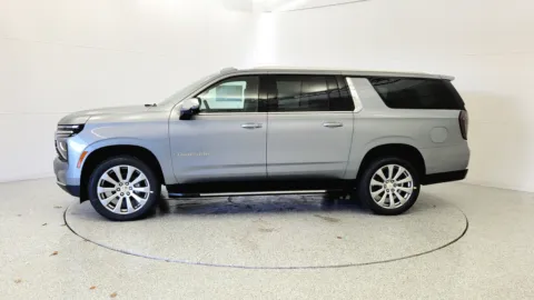 More photos of 2026 Chevrolet Suburban Premier at Tom Gill Chevrolet, KY