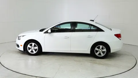 More photos of 2015 Chevrolet Cruze LT at Tom Gill Chevrolet, KY