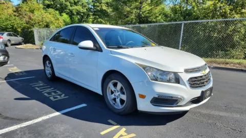 White 2015 Chevrolet Cruze LT for sale in Florence, KY