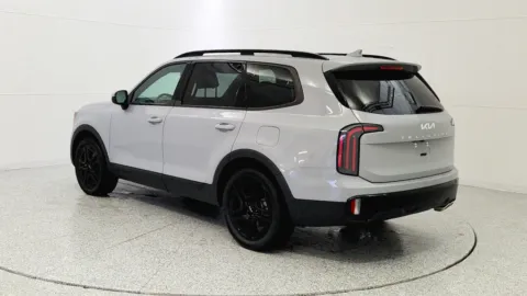 More photos of 2024 Kia Telluride SX X-Line at Tom Gill Chevrolet, KY