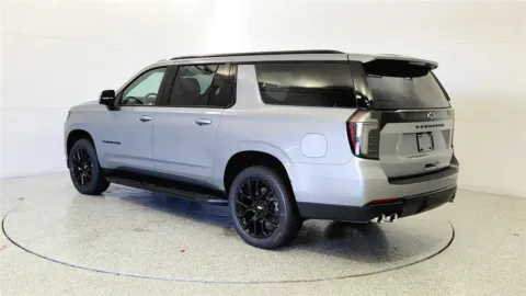 More photos of 2026 Chevrolet Suburban RST at Tom Gill Chevrolet, KY