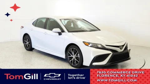 Silver 2023 Toyota Camry SE for sale in Florence, KY