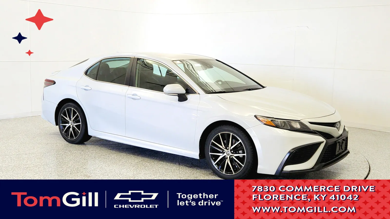 Silver 2023 Toyota Camry SE for sale in Florence, KY
