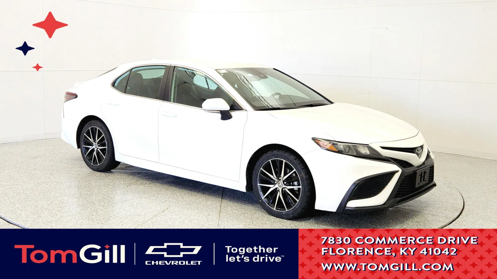 White 2023 Toyota Camry SE for sale in Florence, KY