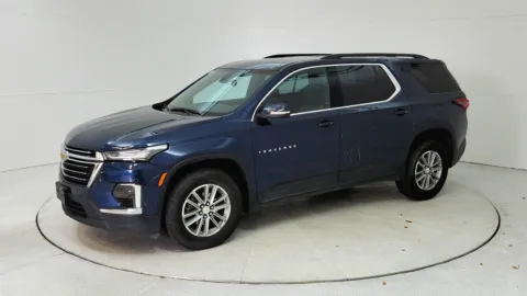 Another view of 2023 Chevrolet Traverse LT Cloth for sale in Florence, KY at Tom Gill Chevrolet