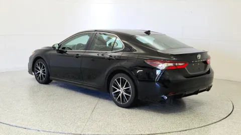 More photos of 2023 Toyota Camry SE at Tom Gill Chevrolet, KY