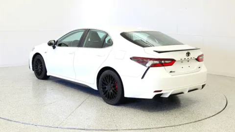 More photos of 2023 Toyota Camry SE at Tom Gill Chevrolet, KY