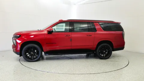 More photos of 2026 Chevrolet Suburban RST at Tom Gill Chevrolet, KY