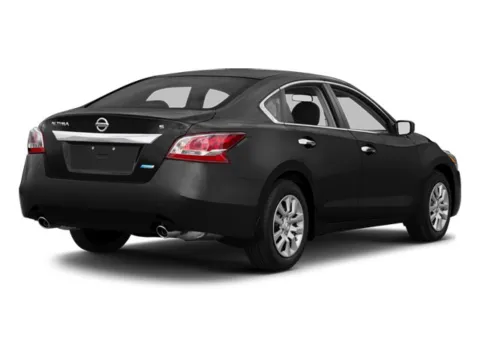 More photos of 2013 Nissan Altima 2.5 S at Tom Gill Chevrolet, KY