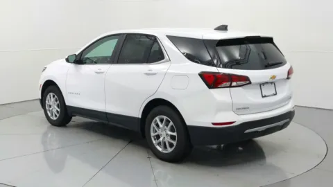 More photos of 2022 Chevrolet Equinox LT at Tom Gill Chevrolet, KY