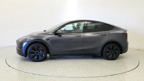 More photos of 2025 Tesla Model Y Long Range at Tom Gill Chevrolet, KY