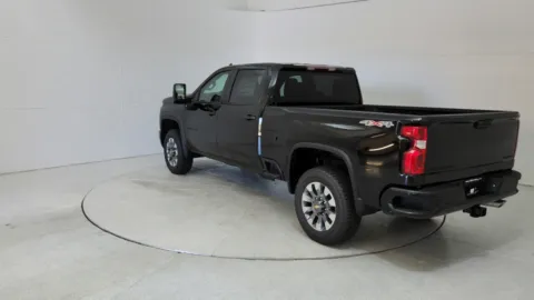 More photos of 2024 Chevrolet Silverado 2500HD Custom at Tom Gill Chevrolet, KY
