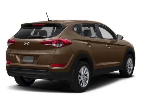 More photos of 2017 Hyundai Tucson SE Plus at Tom Gill Chevrolet, KY