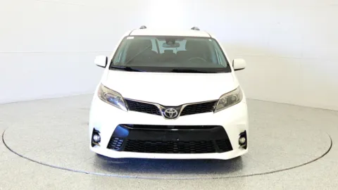 Photos of 2019 Toyota Sienna SE for sale in Florence, KY at Tom Gill Chevrolet