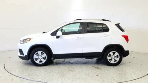 More photos of 2022 Chevrolet Trax LT at Tom Gill Chevrolet, KY