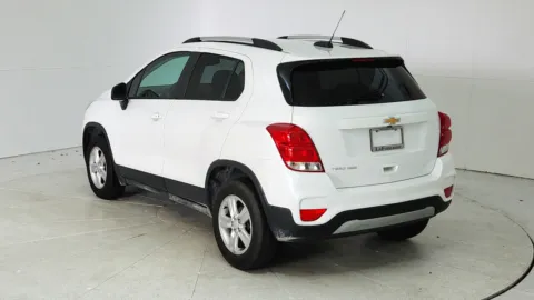 More photos of 2022 Chevrolet Trax LT at Tom Gill Chevrolet, KY
