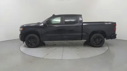 More photos of 2023 Chevrolet Silverado 1500 Custom at Tom Gill Chevrolet, KY