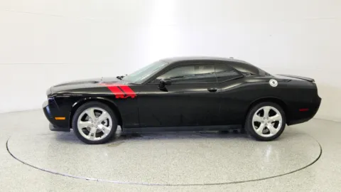 More photos of 2014 Dodge Challenger R/T at Tom Gill Chevrolet, KY