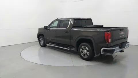 More photos of 2020 GMC Sierra 1500 SLE at Tom Gill Chevrolet, KY
