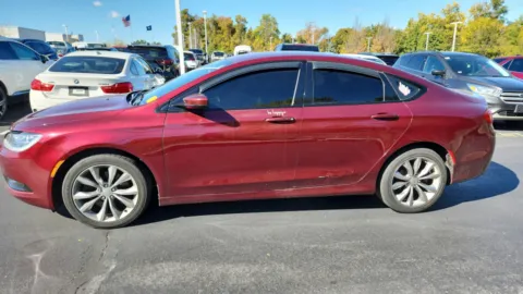 More photos of 2016 Chrysler 200 S at Tom Gill Chevrolet, KY