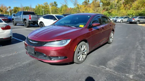 More photos of 2016 Chrysler 200 S at Tom Gill Chevrolet, KY