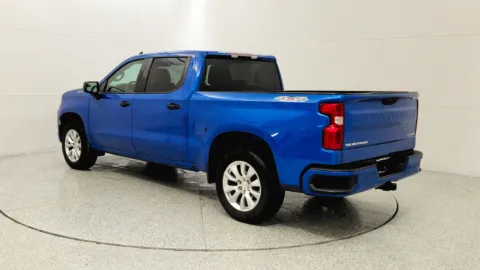 More photos of 2022 Chevrolet Silverado 1500 Custom at Tom Gill Chevrolet, KY