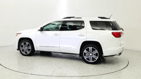 More photos of 2017 GMC Acadia Denali at Tom Gill Chevrolet, KY