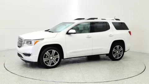 More photos of 2017 GMC Acadia Denali at Tom Gill Chevrolet, KY