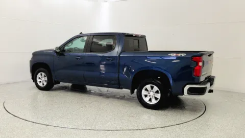 More photos of 2020 Chevrolet Silverado 1500 LT at Tom Gill Chevrolet, KY