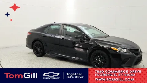 Black 2019 Toyota Camry LE for sale in Florence, KY