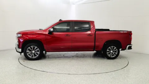 More photos of 2019 Chevrolet Silverado 1500 LT at Tom Gill Chevrolet, KY